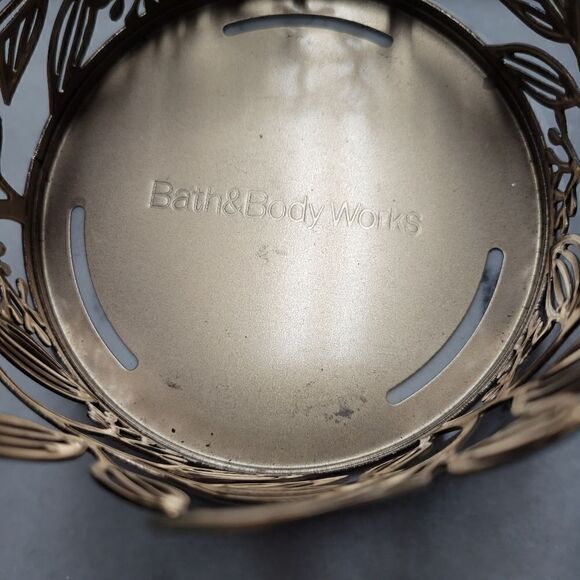 Bath & Body Works Gold Vine Leaf 3-Wick Candle Holder Sleeve - Picture 7 of 7